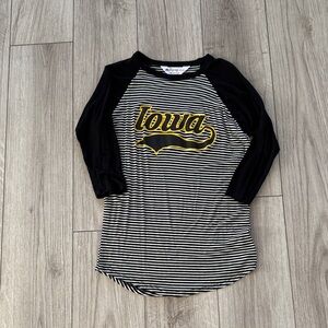 Iowa Hawkeyes Rayon 3/4 Sleeve Striped Tshirt XS NEW